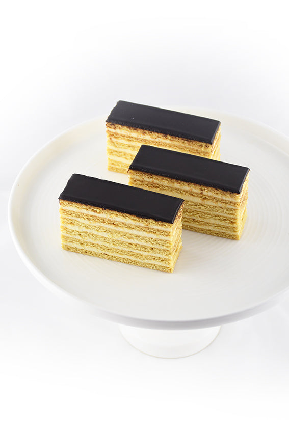 Honey cake / Mézes krémes